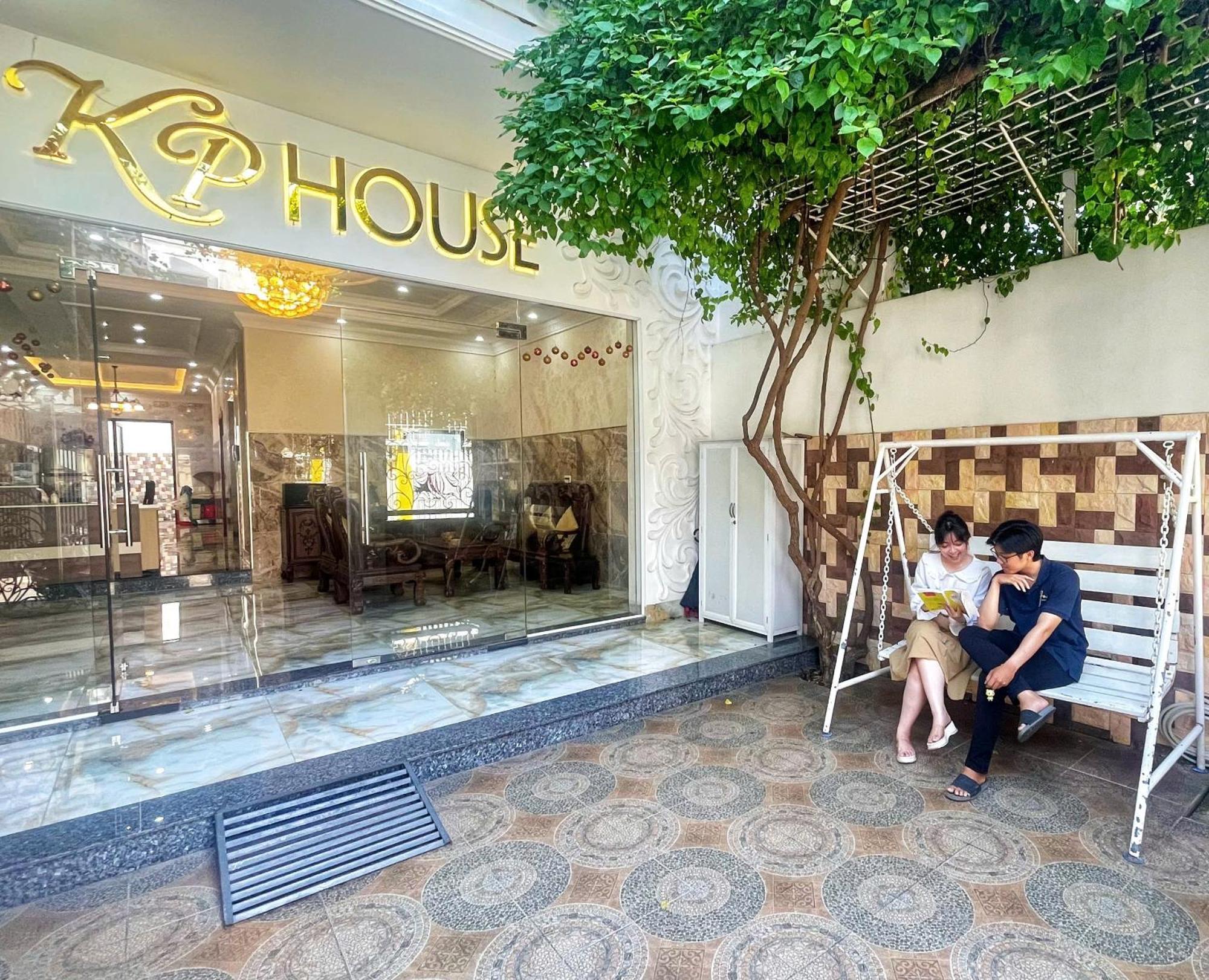فندق Joi Hospitality - Kp House فونج تاو المظهر الخارجي الصورة